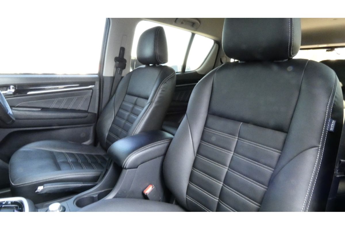 2021 Isuzu MU-X LS-T