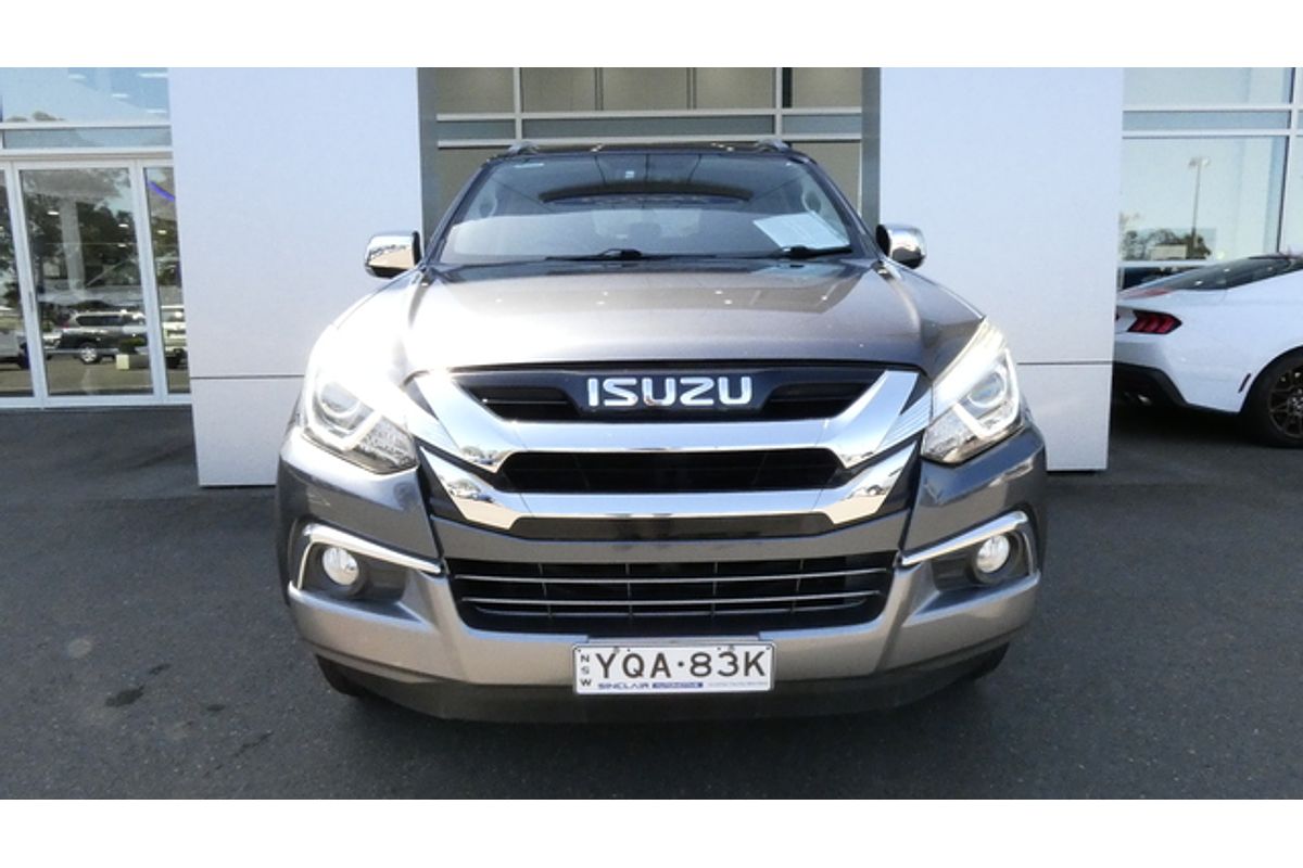 2021 Isuzu MU-X LS-T