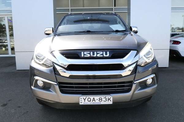 2021 Isuzu MU-X LS-T