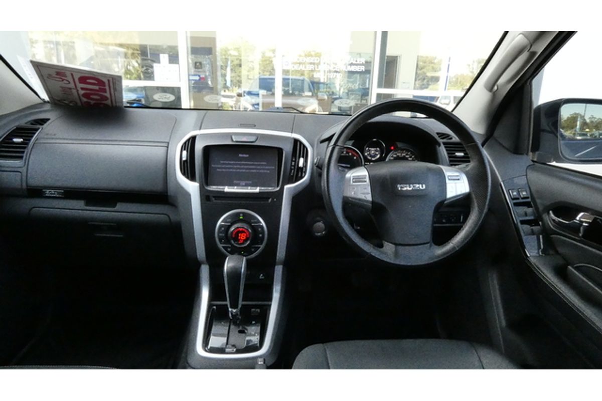 2021 Isuzu MU-X LS-T