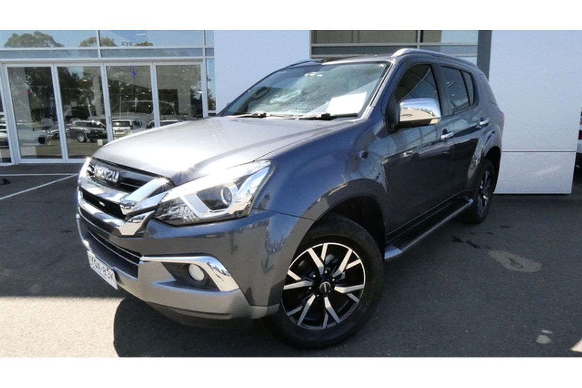 2021 Isuzu MU-X LS-T