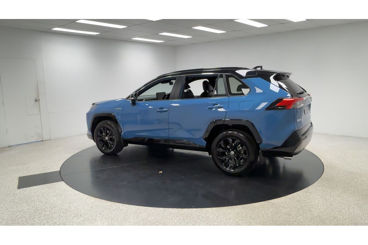 2024 Toyota RAV4 XSE AXAH52R