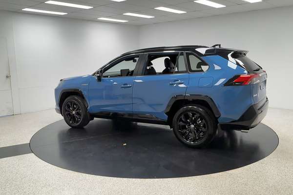 2024 Toyota RAV4 XSE AXAH52R