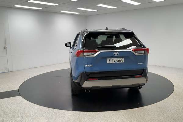 2024 Toyota RAV4 XSE AXAH52R