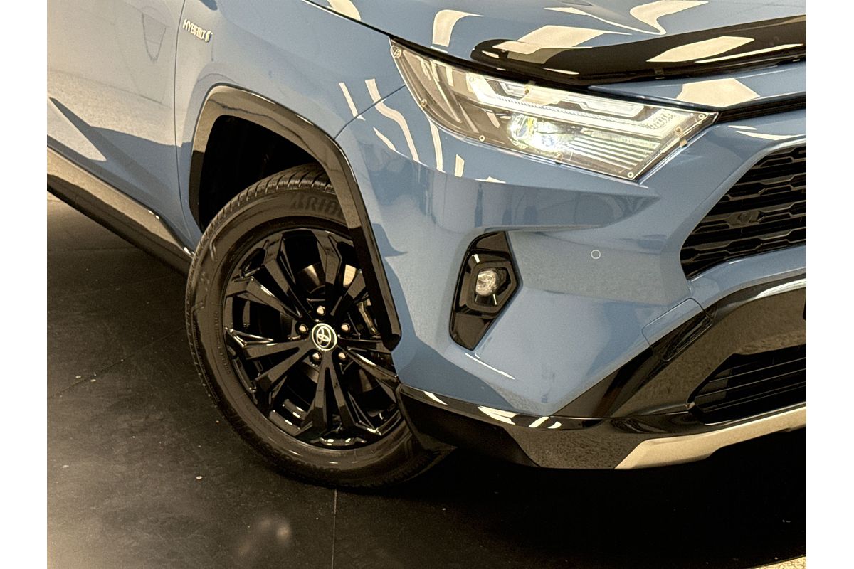 2024 Toyota RAV4 XSE AXAH52R