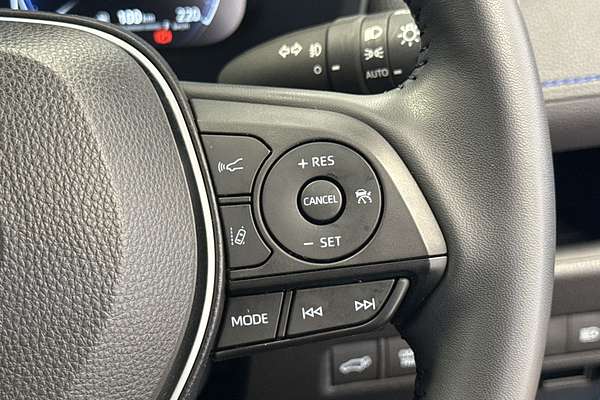 2024 Toyota RAV4 XSE AXAH52R