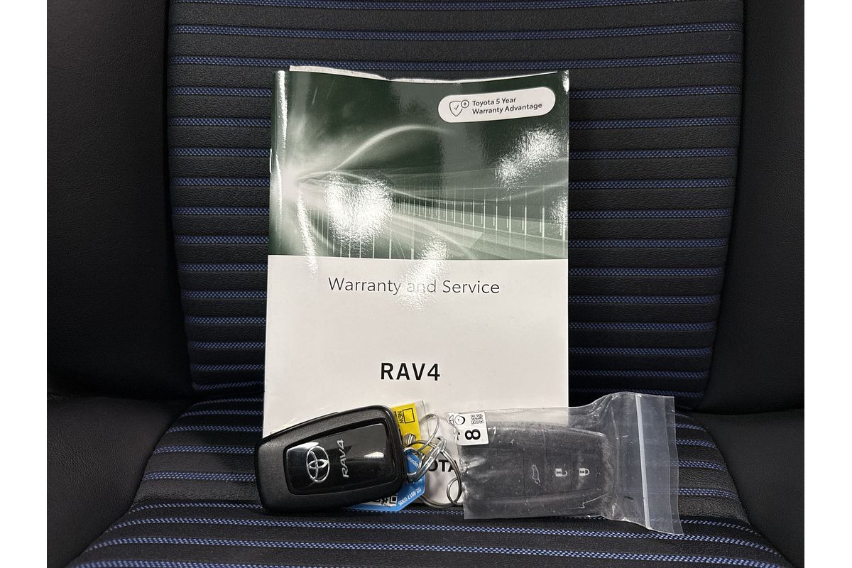 2024 Toyota RAV4 XSE AXAH52R