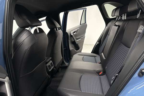 2024 Toyota RAV4 XSE AXAH52R
