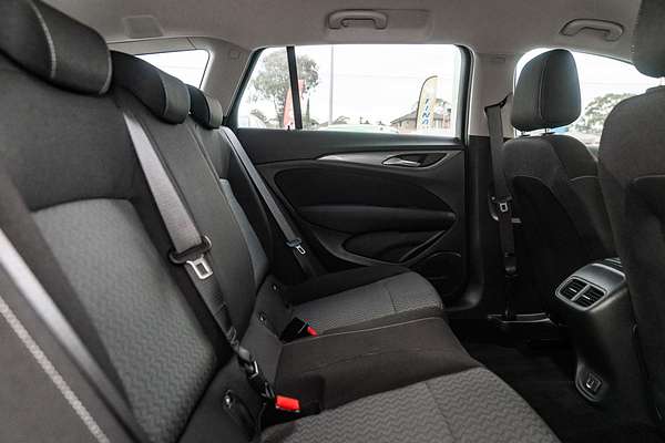 2018 Holden Commodore LT ZB