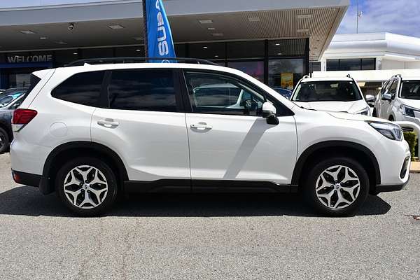 2020 Subaru Forester 2.5i S5