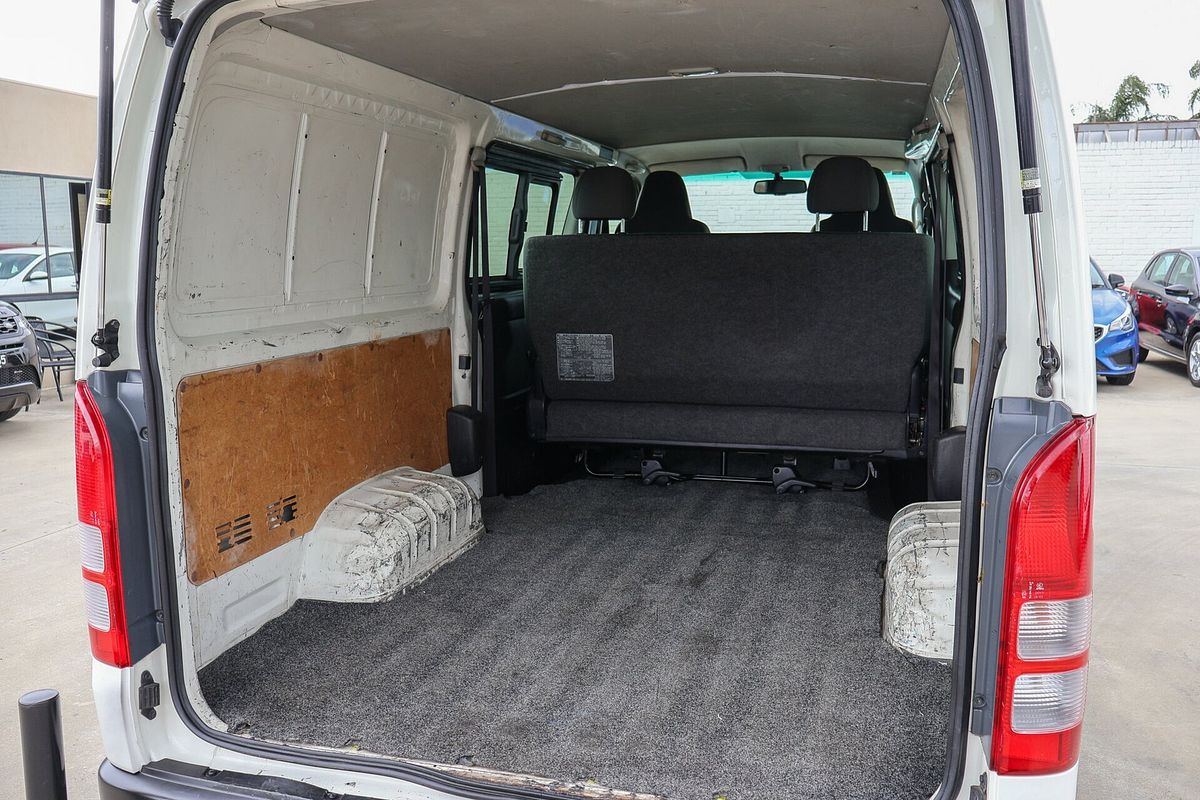 2015 Toyota Hiace KDH201R LWB
