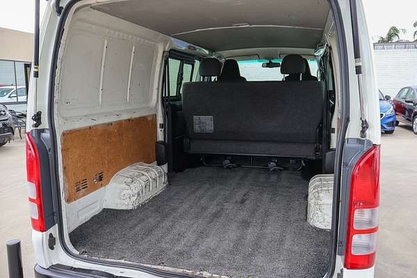 2015 Toyota Hiace KDH201R LWB