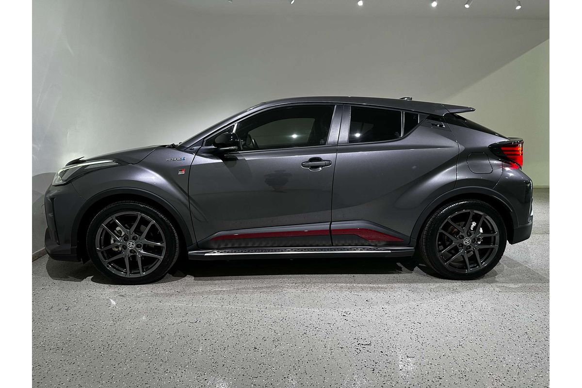 2022 Toyota C-HR GR Sport ZYX10R