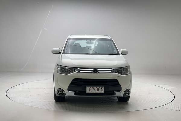 2014 Mitsubishi Outlander ES ZJ