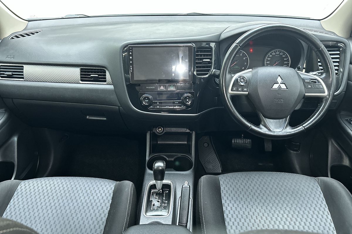 2014 Mitsubishi Outlander ES ZJ