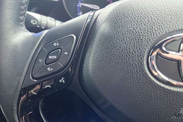 2023 Toyota C-HR GXL NGX10R