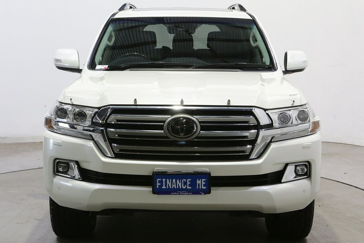 2018 Toyota Landcruiser Sahara VDJ200R