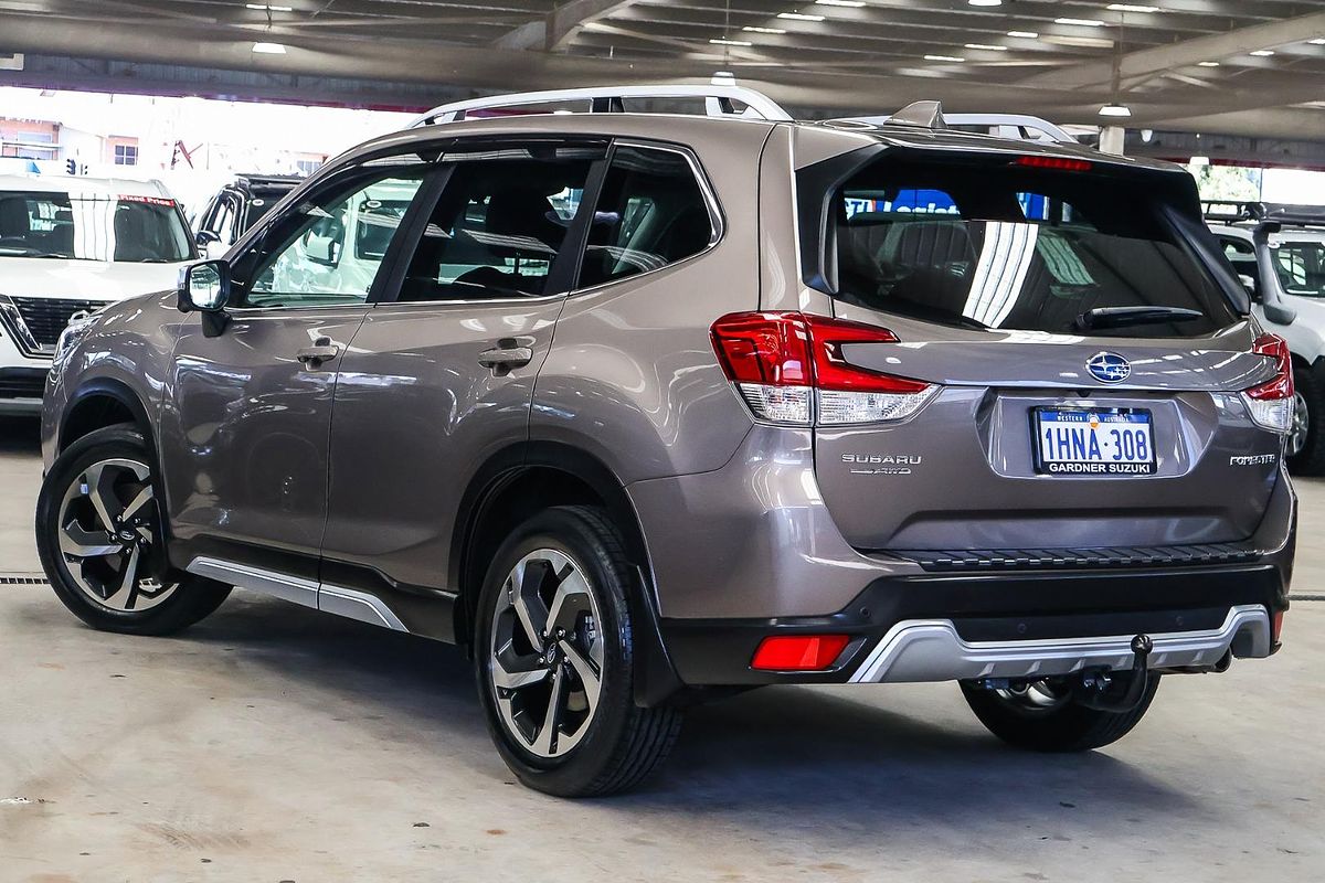 2022 Subaru Forester 2.5i-S S5