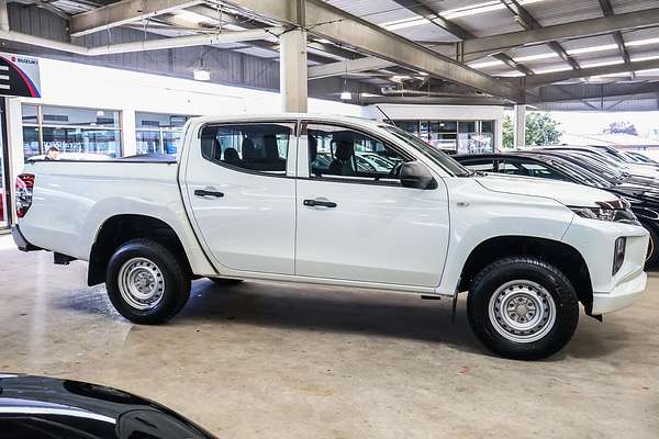 2021 Mitsubishi Triton GLX MR 4X4
