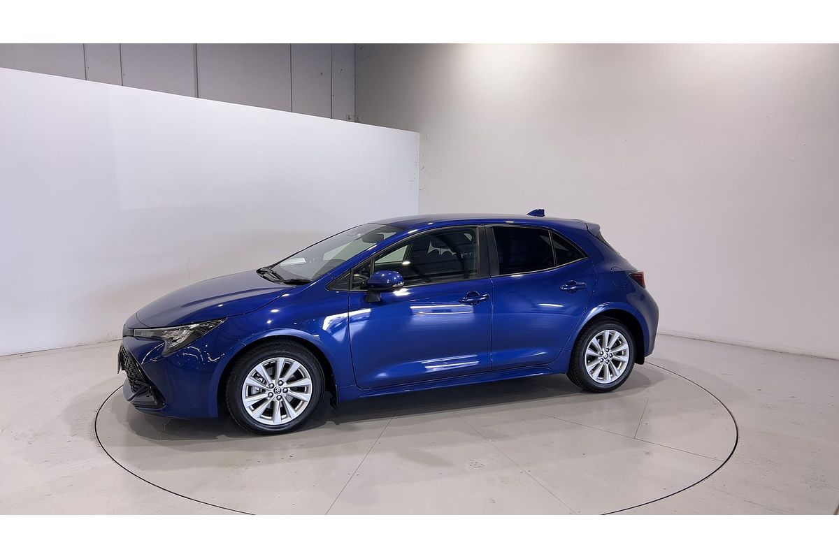 2022 Toyota Corolla SX MZEA12R