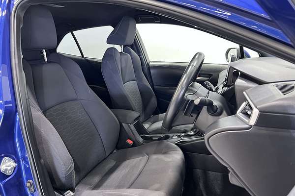 2022 Toyota Corolla SX MZEA12R