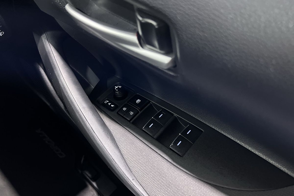 2022 Toyota Corolla SX MZEA12R