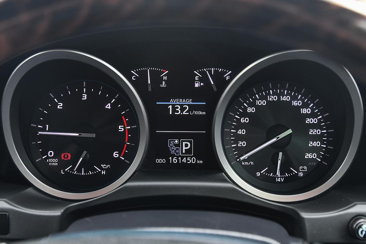 2015 Toyota Landcruiser Sahara VDJ200R