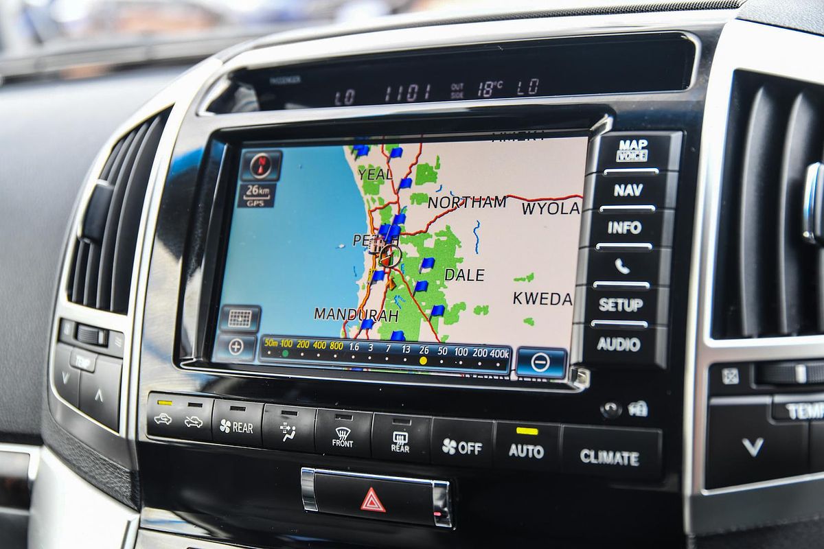 2015 Toyota Landcruiser Sahara VDJ200R