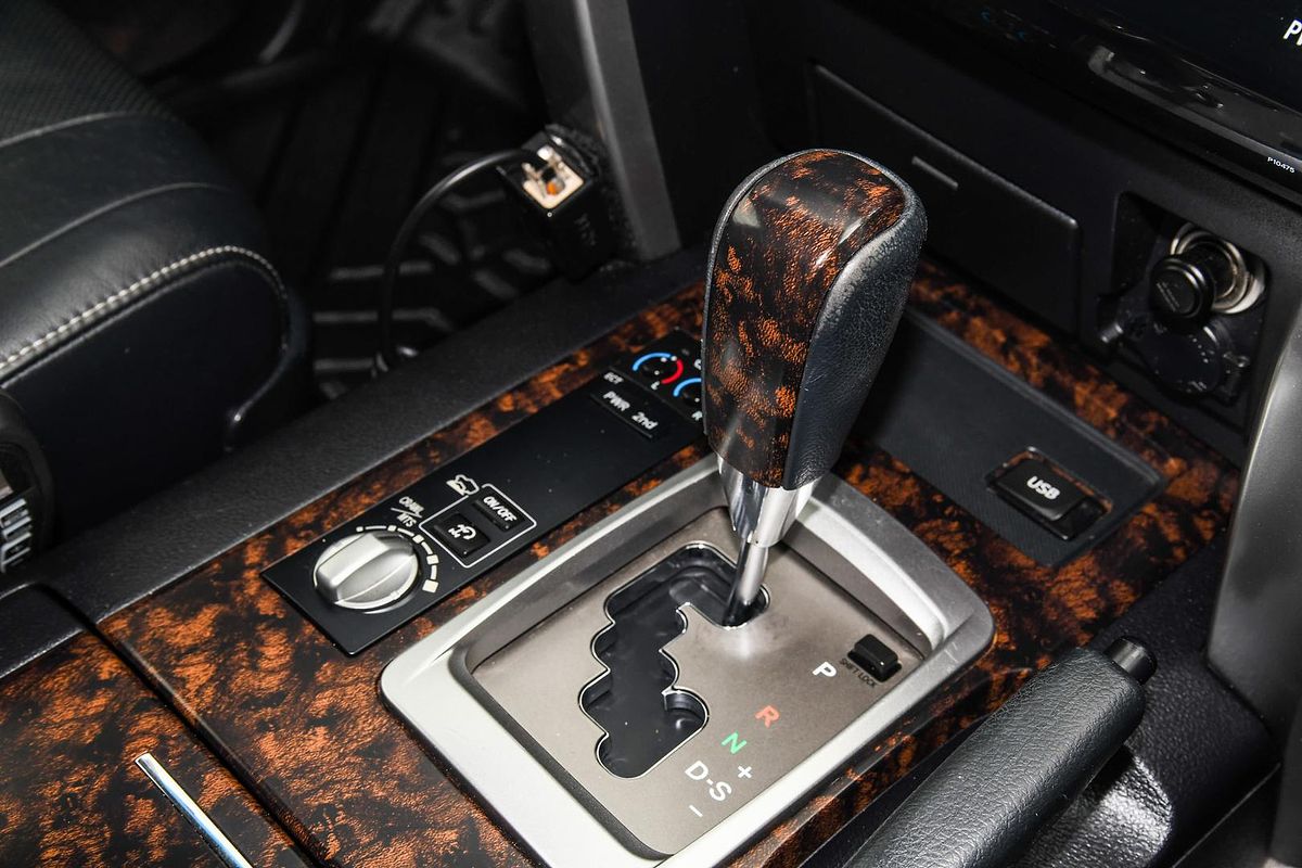2015 Toyota Landcruiser Sahara VDJ200R