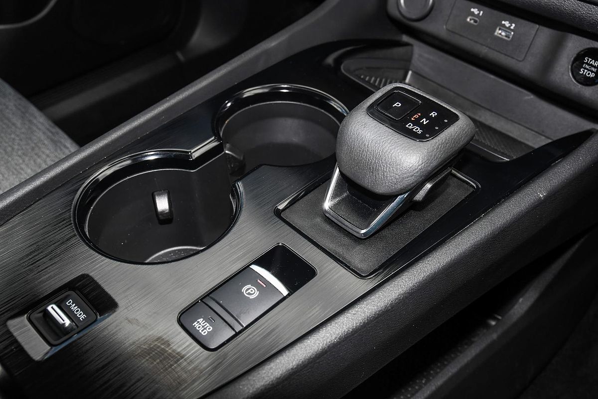 2024 Nissan X-TRAIL ST T33