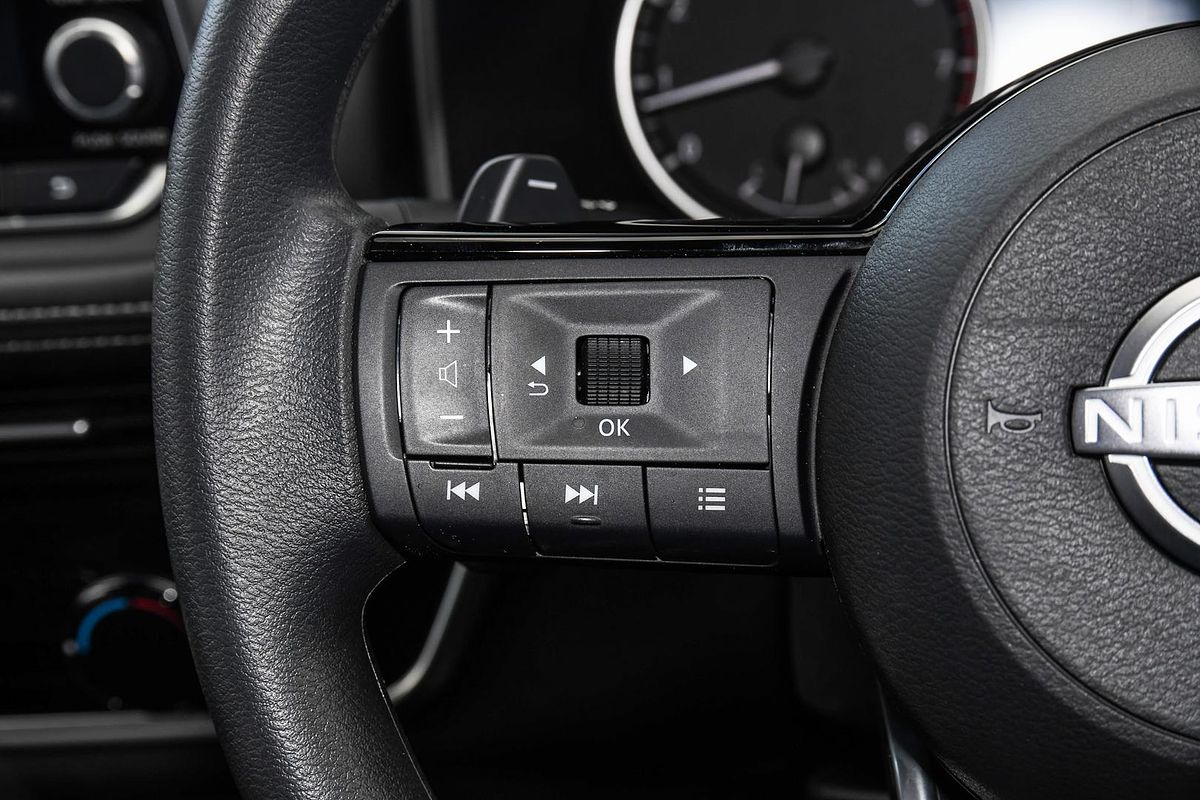 2024 Nissan X-TRAIL ST T33