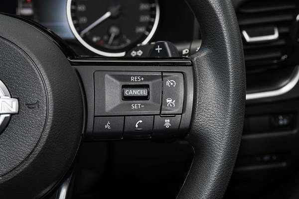 2024 Nissan X-TRAIL ST T33