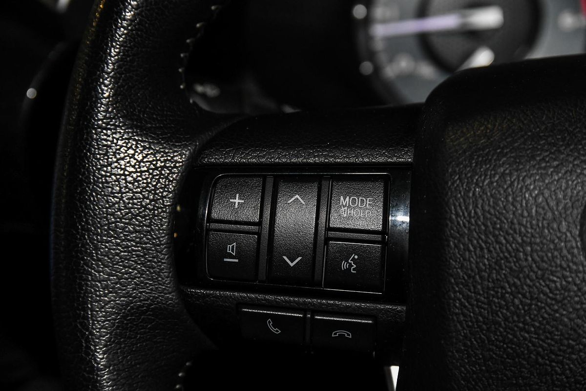 2020 Toyota Hilux SR5 GUN126R 4X4