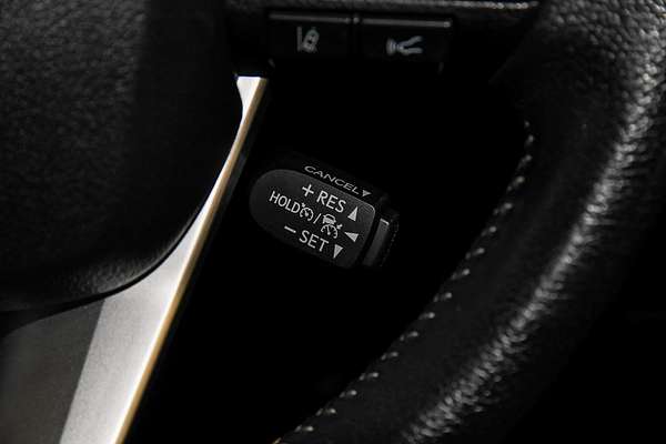 2020 Toyota Hilux SR5 GUN126R 4X4