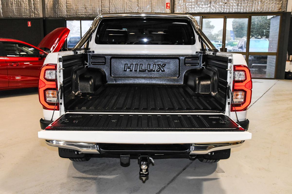2020 Toyota Hilux SR5 GUN126R 4X4