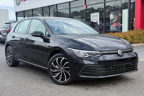 2023 Volkswagen Golf 110TSI Life 8