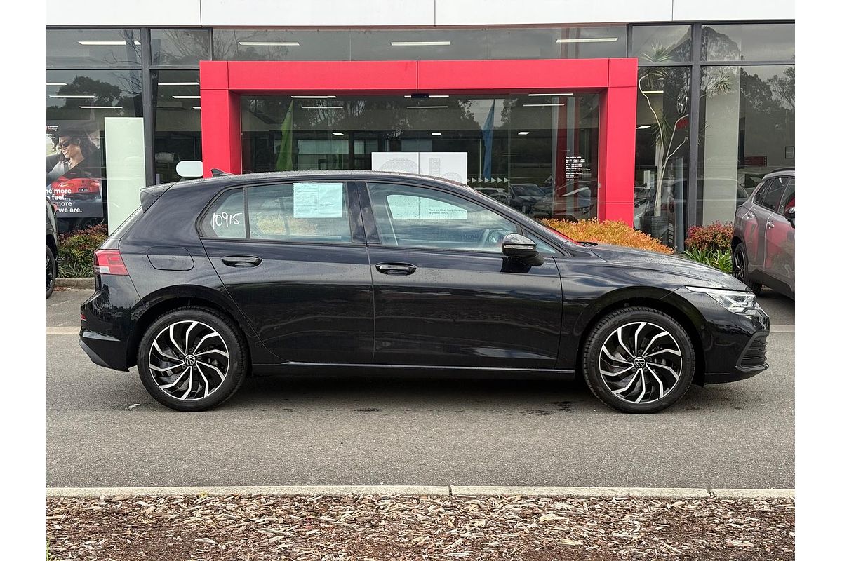 2023 Volkswagen Golf 110TSI Life 8