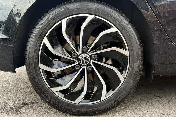 2023 Volkswagen Golf 110TSI Life 8