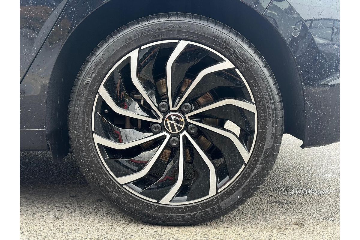 2023 Volkswagen Golf 110TSI Life 8