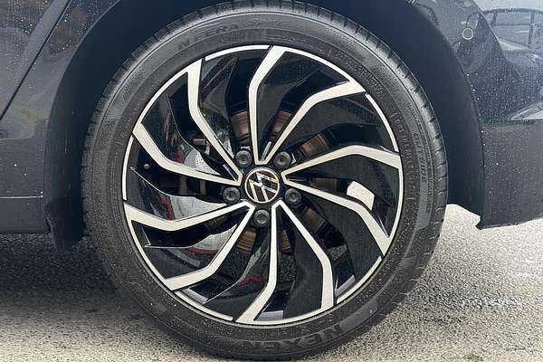 2023 Volkswagen Golf 110TSI Life 8