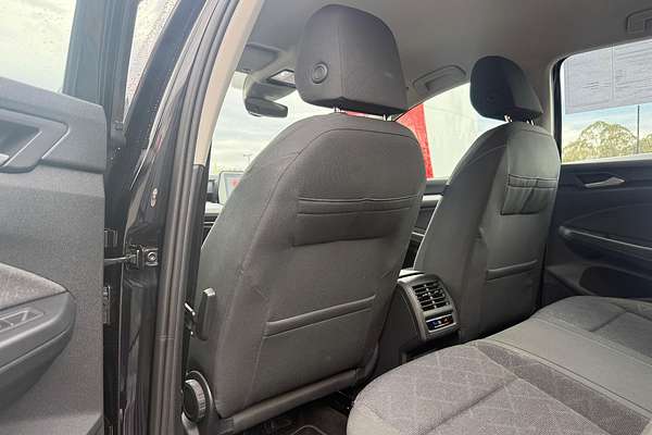 2023 Volkswagen Golf 110TSI Life 8