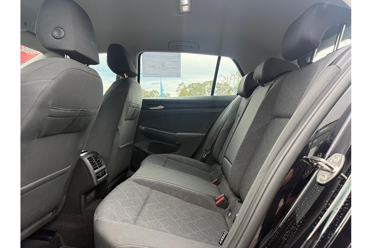 2023 Volkswagen Golf 110TSI Life 8