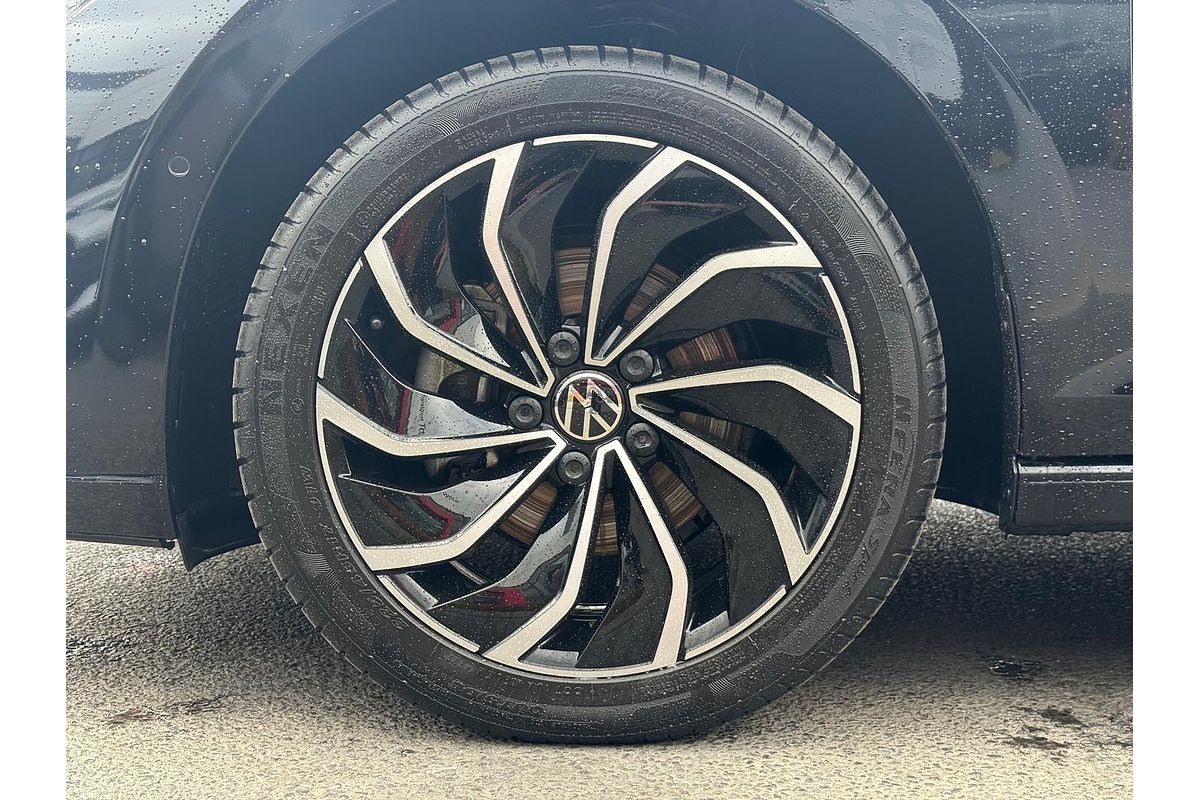 2023 Volkswagen Golf 110TSI Life 8