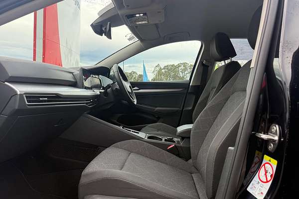 2023 Volkswagen Golf 110TSI Life 8