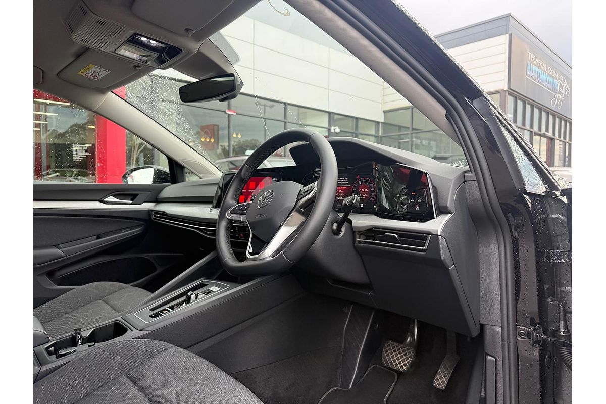 2023 Volkswagen Golf 110TSI Life 8