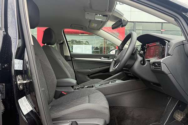 2023 Volkswagen Golf 110TSI Life 8