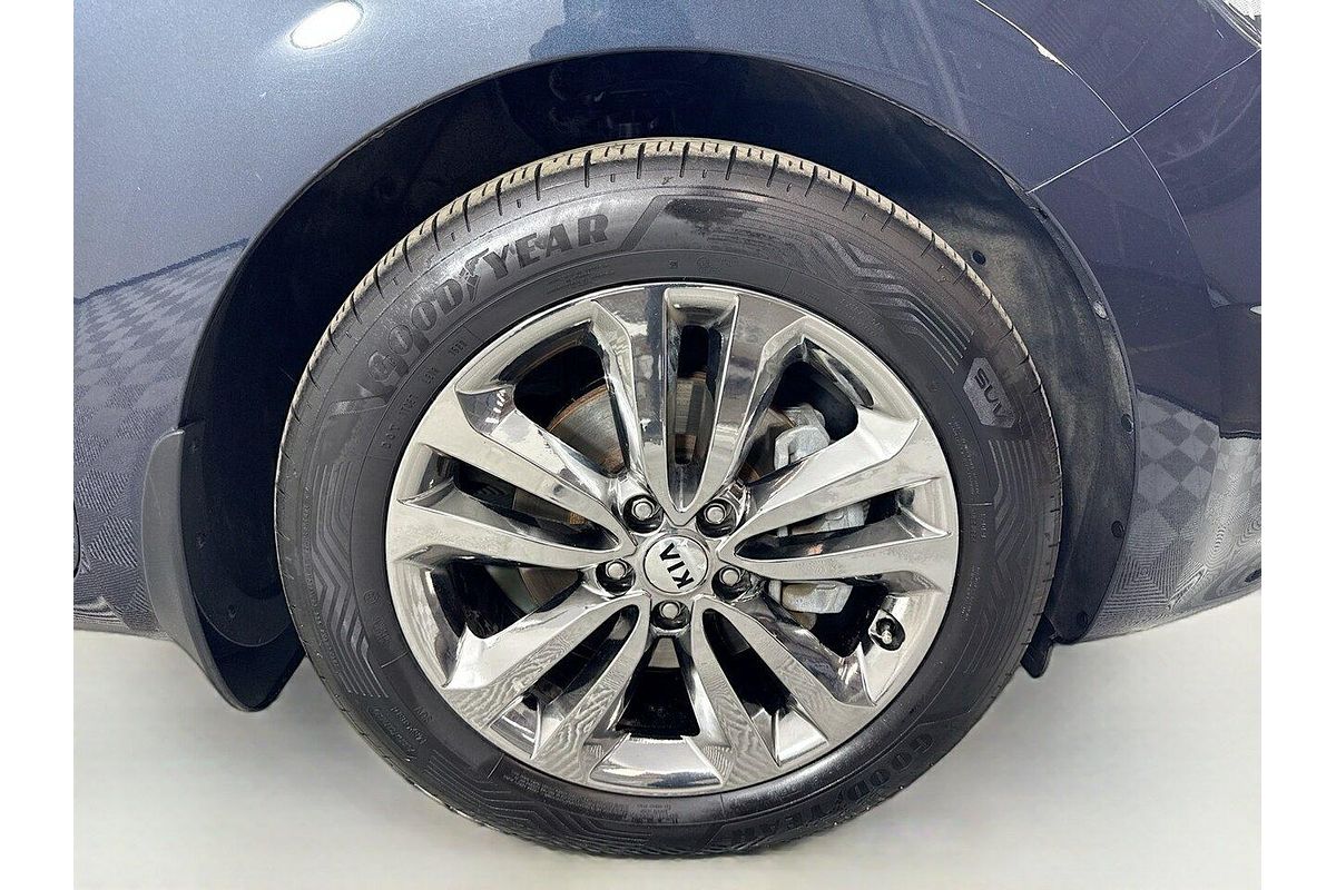 2016 Kia Carnival Platinum YP