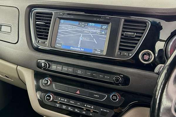 2016 Kia Carnival Platinum YP