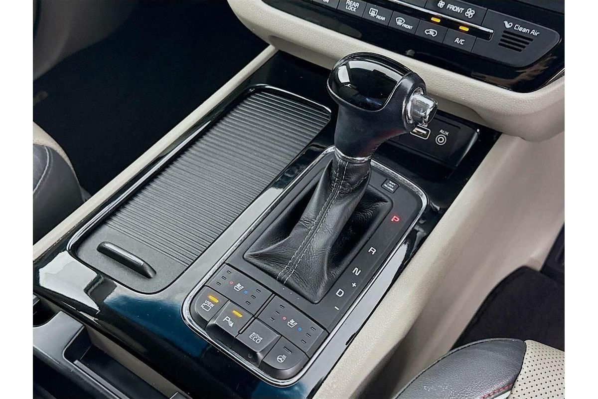 2016 Kia Carnival Platinum YP