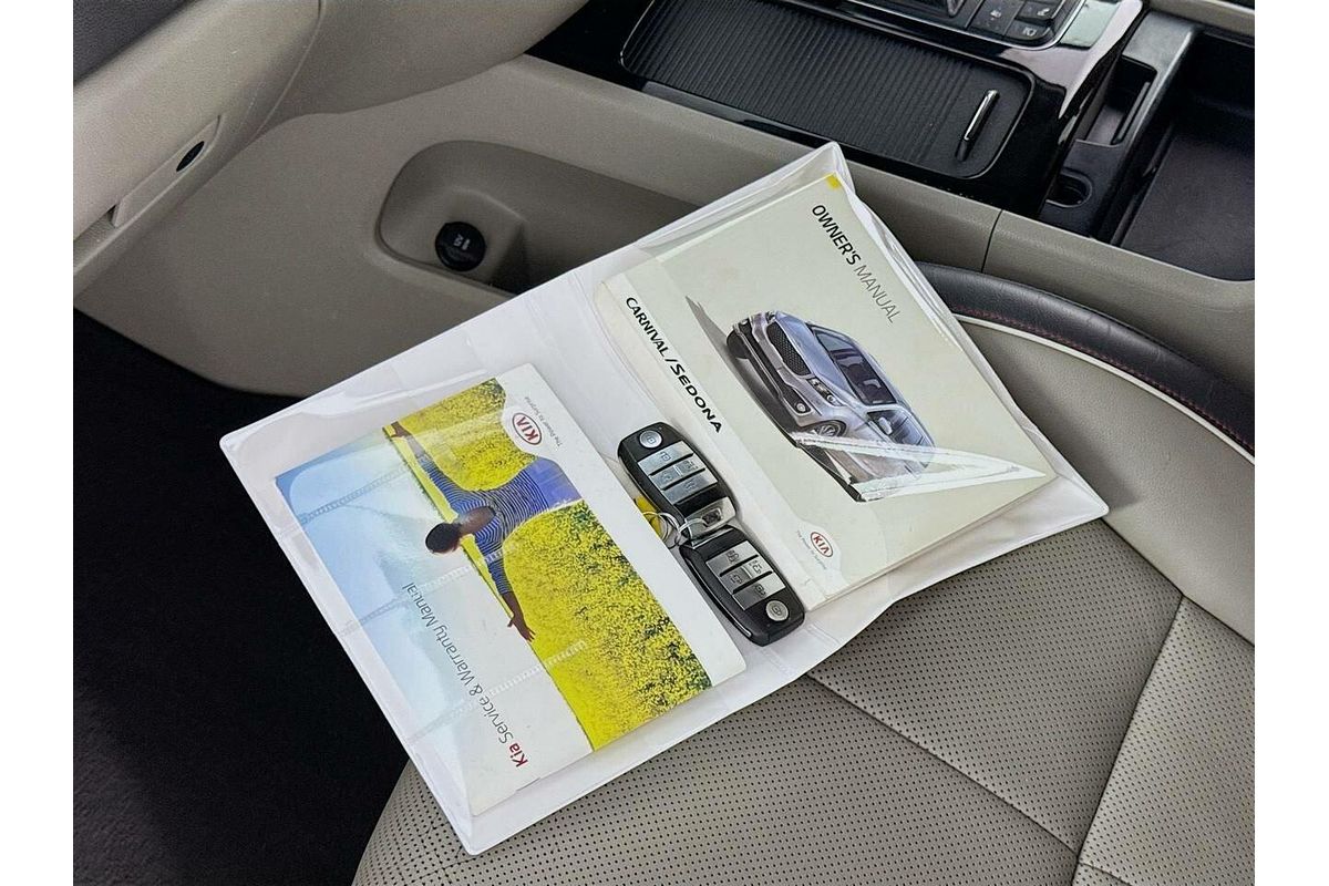 2016 Kia Carnival Platinum YP